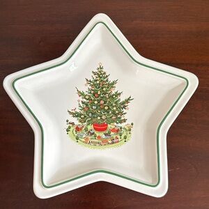Pfaltzgraff Holiday Star shaped serving dish